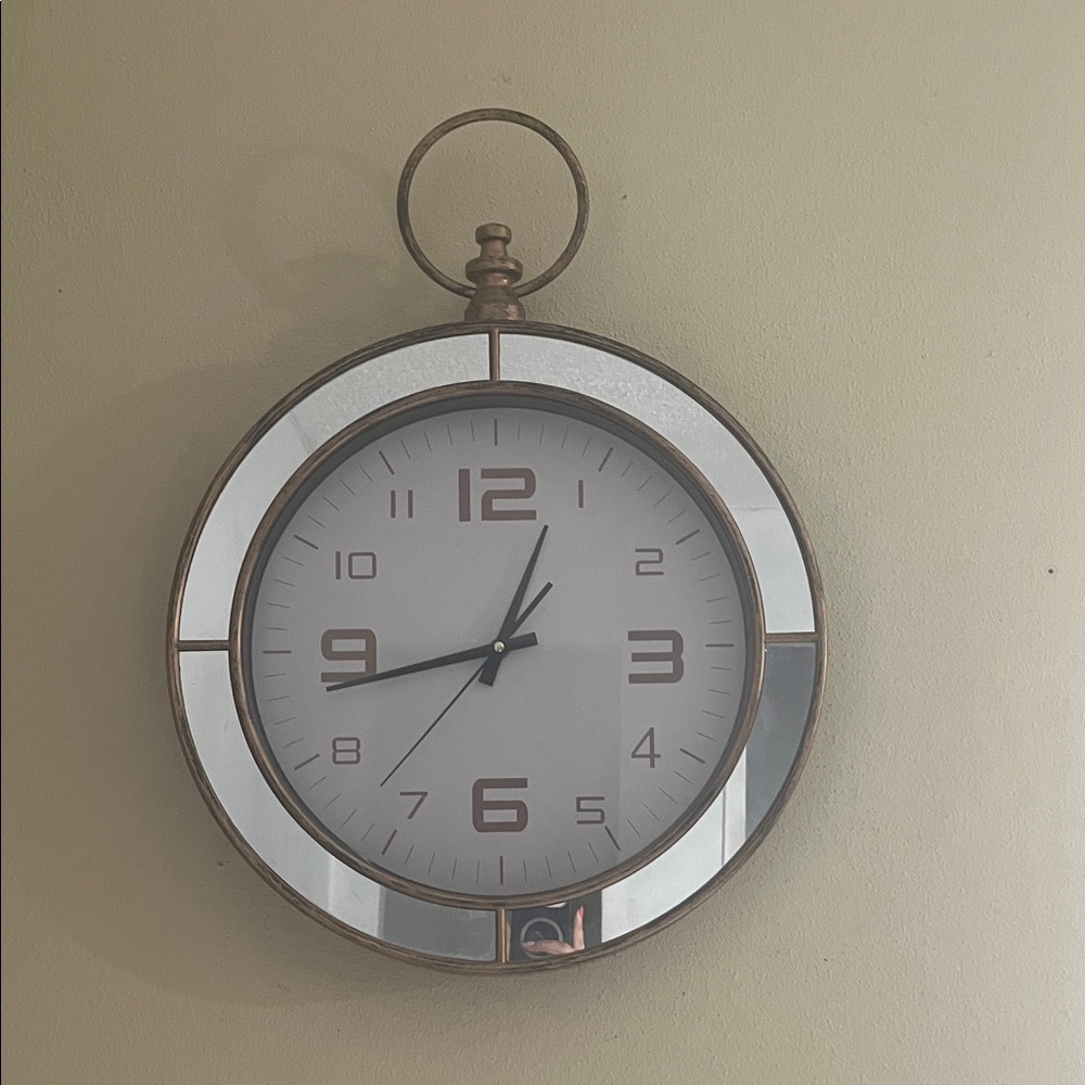Elegant  Wall Clock